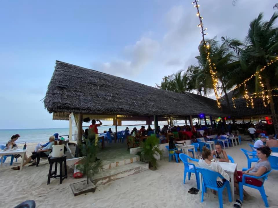 The New Big Tree Beach Resort Mombasa Exterior photo